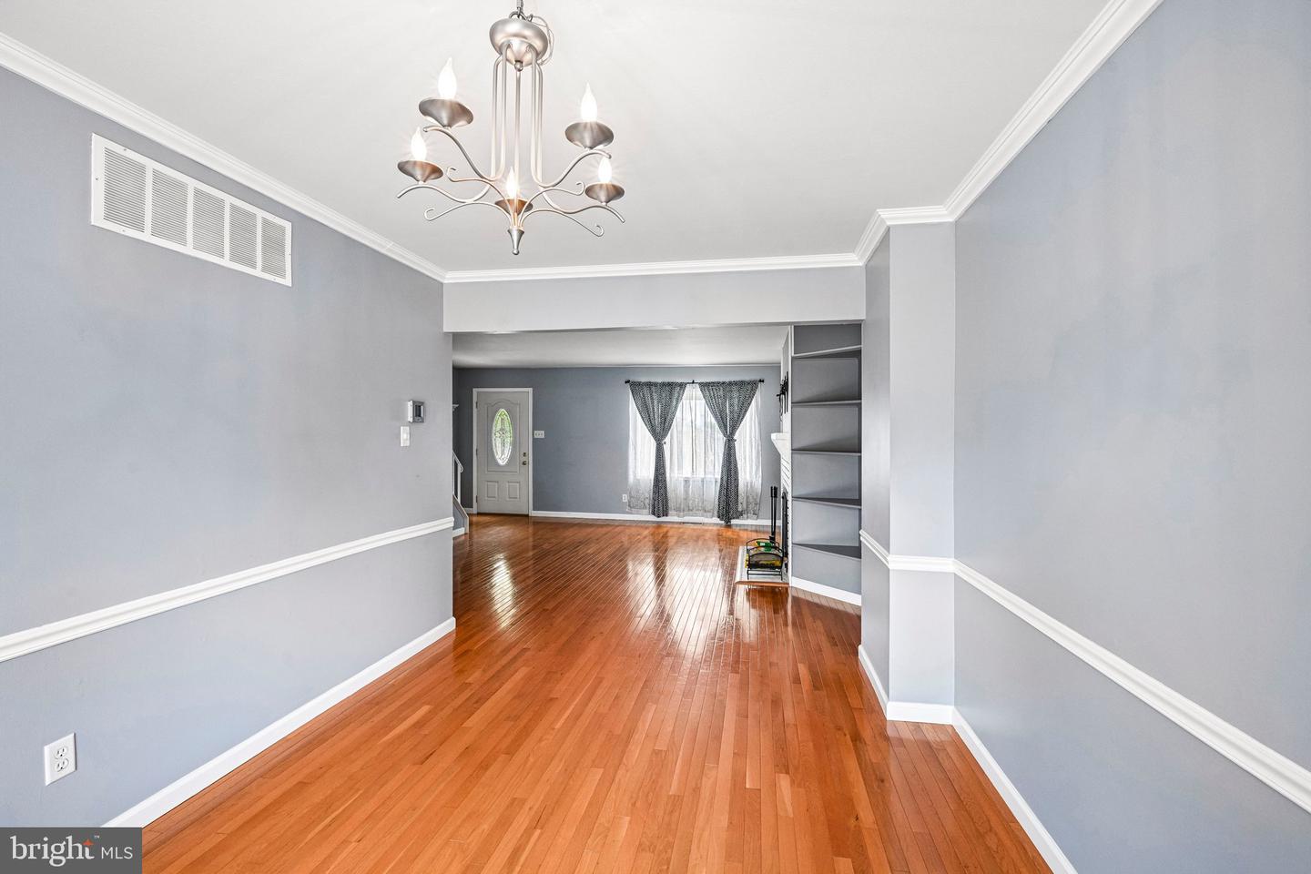 315 Dartmouth Ct Property Photo 12