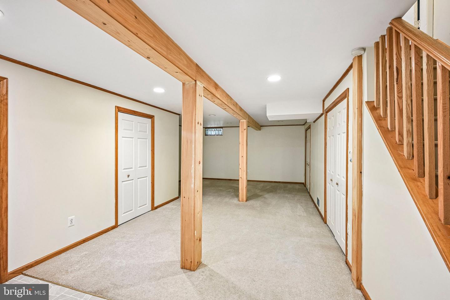 315 Dartmouth Ct Property Photo 29