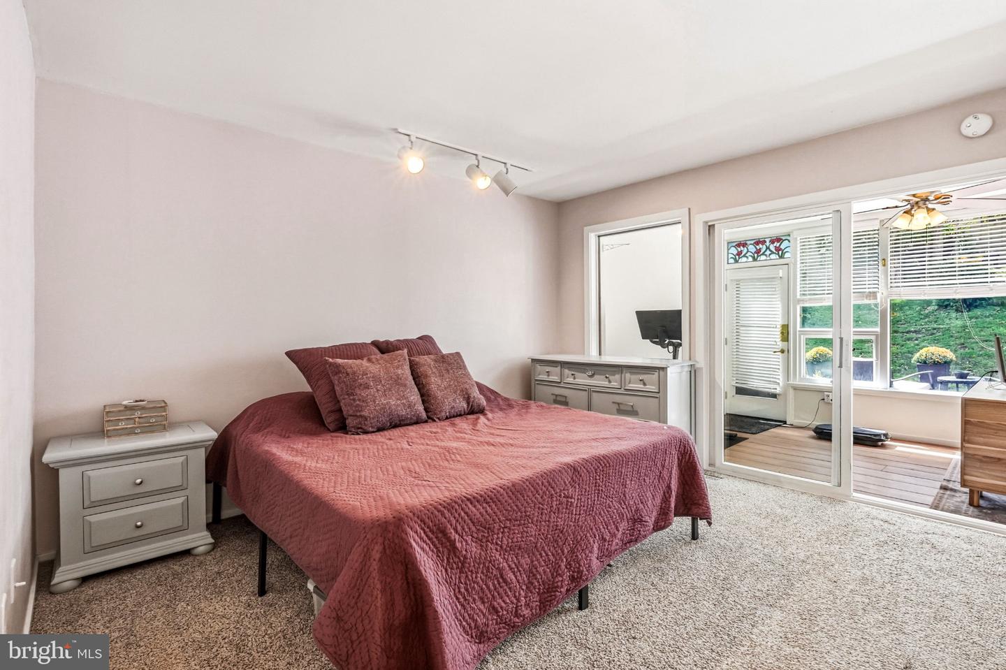 26a Riverhill Property Photo 18