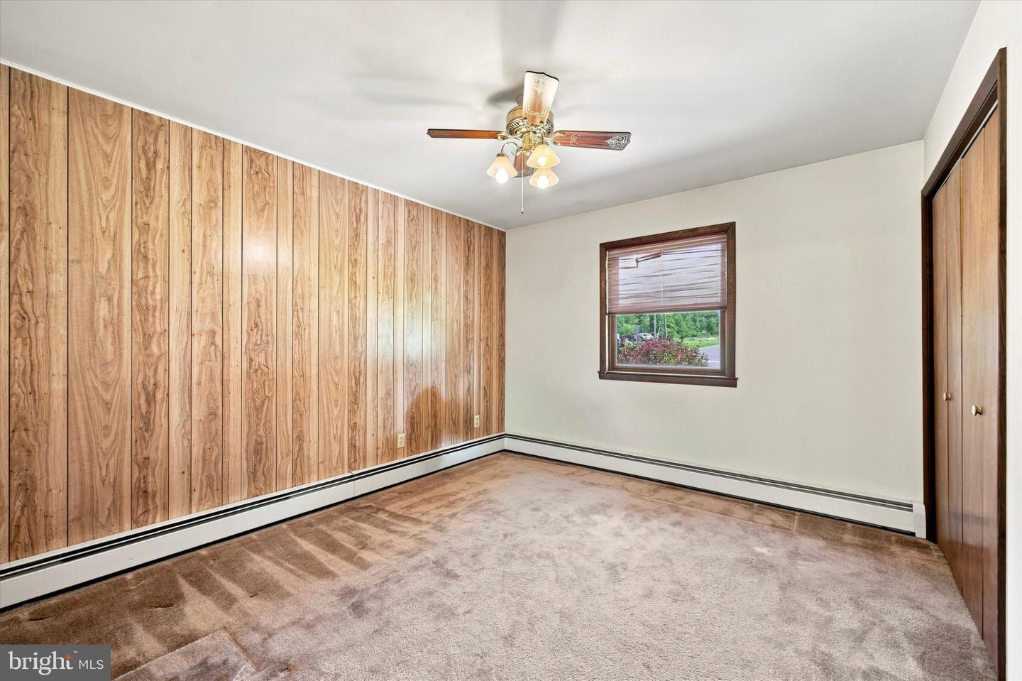 220 California Rd Property Photo 12