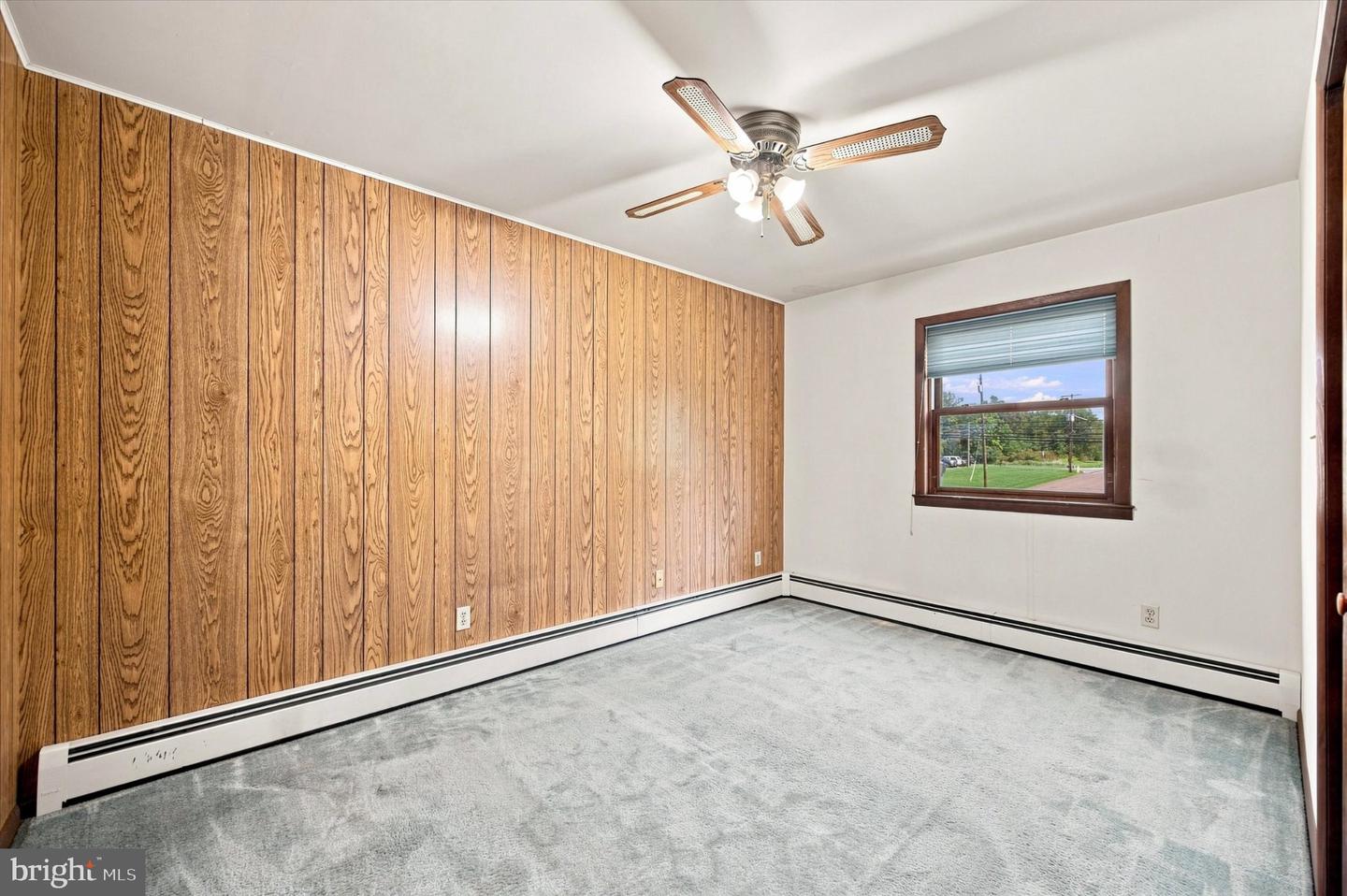 220 California Rd Property Photo 18