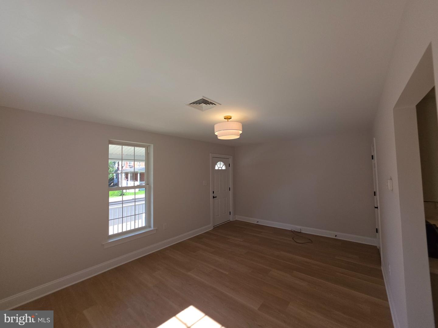 225 N Main St. # Property Photo 7