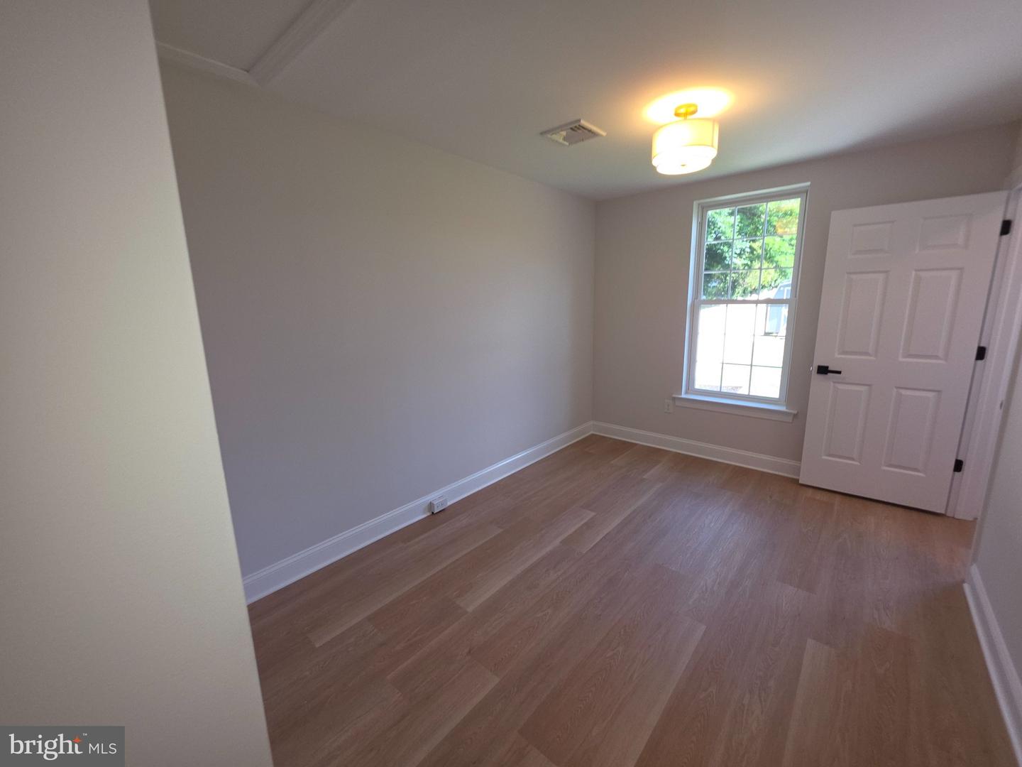 225 N Main St. # Property Photo 15