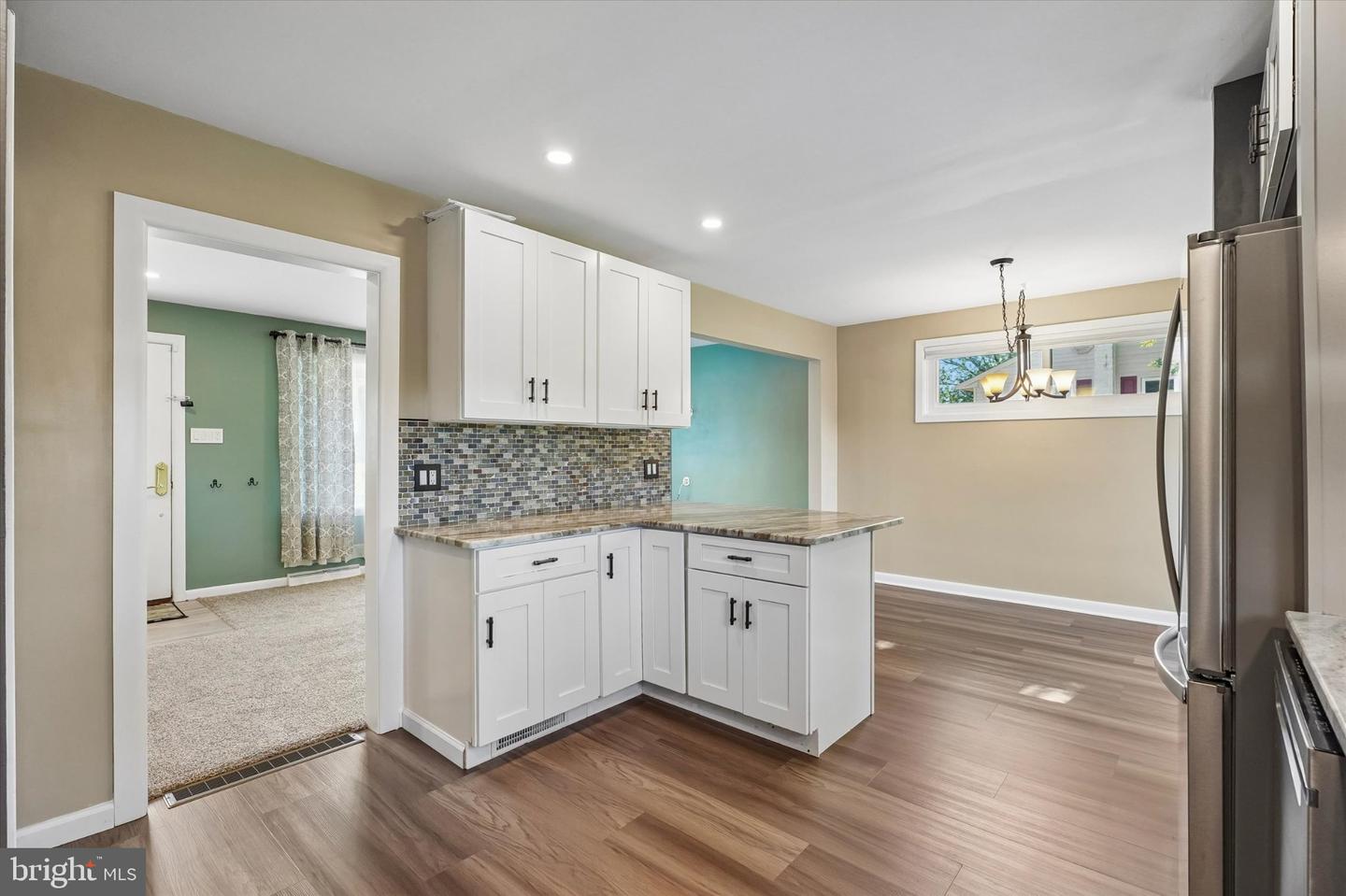 2176 Meadowview Drive Property Photo 8
