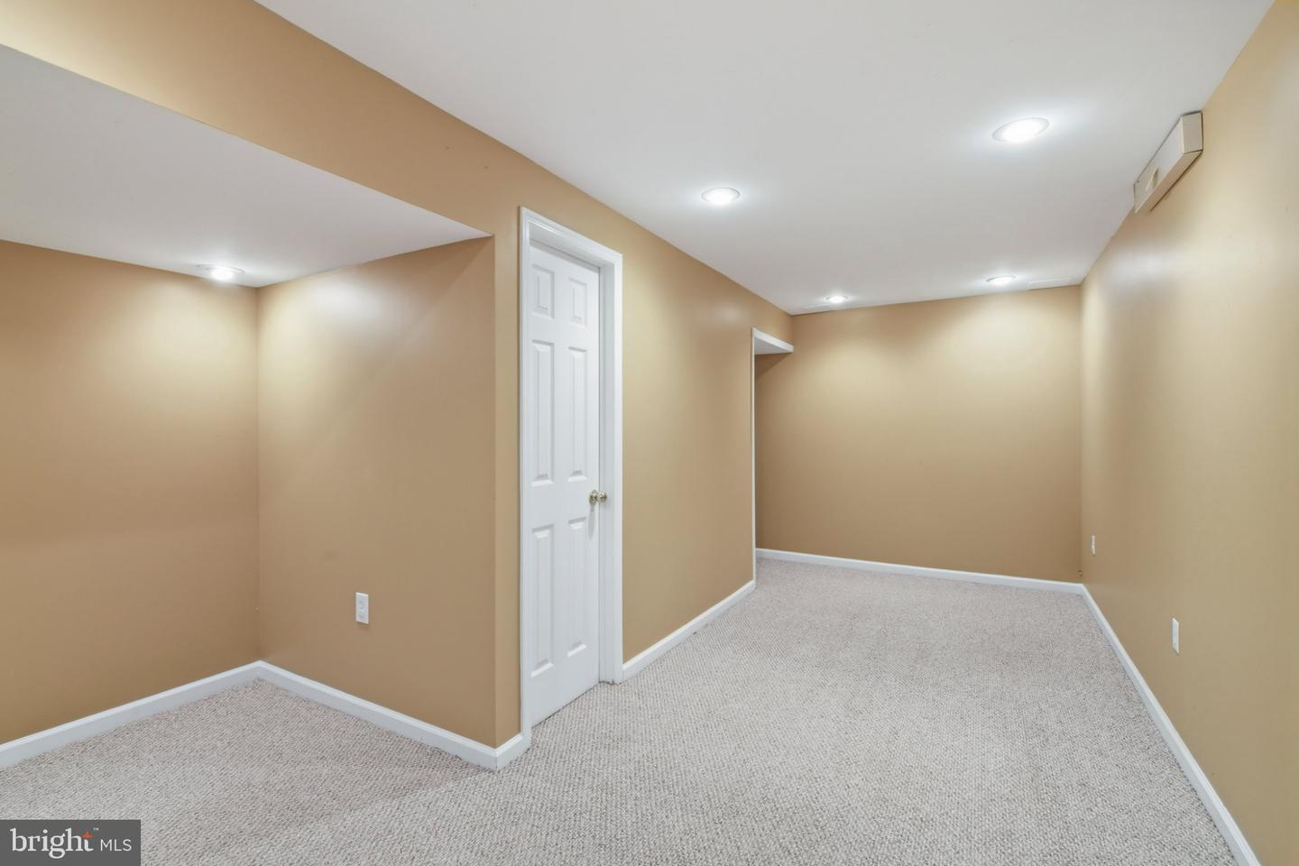 263 Pine Tree Ter Property Photo 48