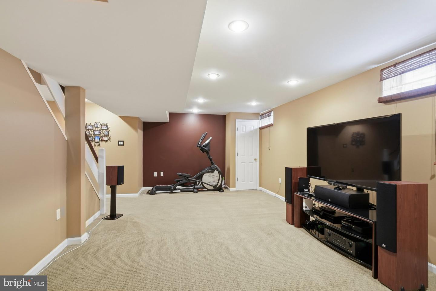 263 Pine Tree Ter Property Photo 49