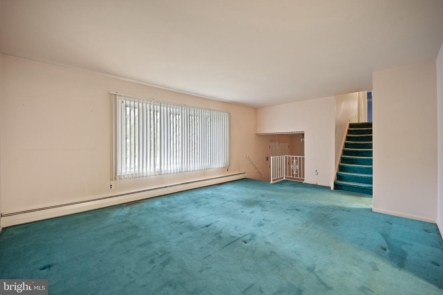 1213 Kings Ave Property Photo 15
