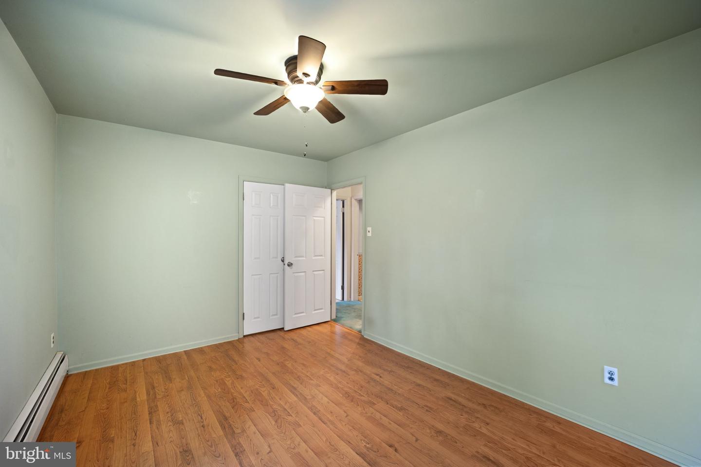 1213 Kings Ave Property Photo 24