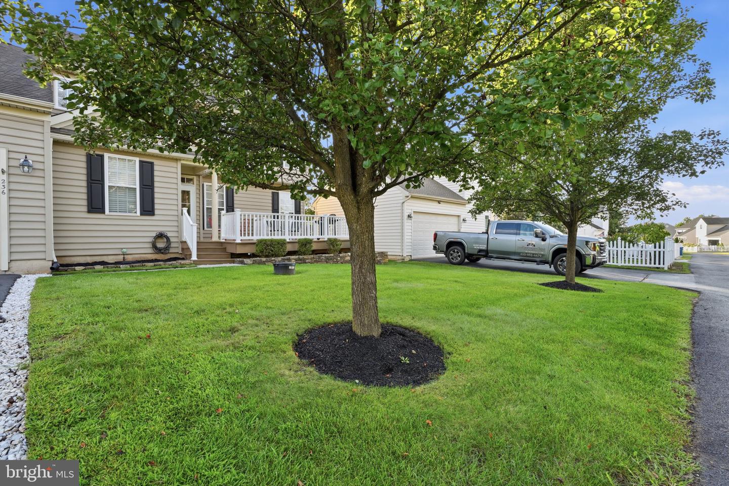 236 Barnhill Rd Property Photo 39