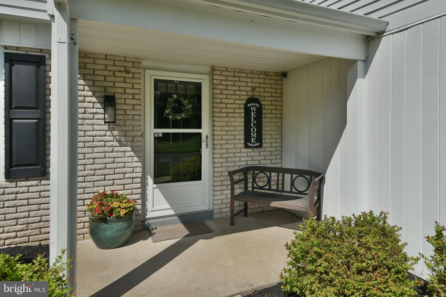 91 Forrest Dr Property Photo 2