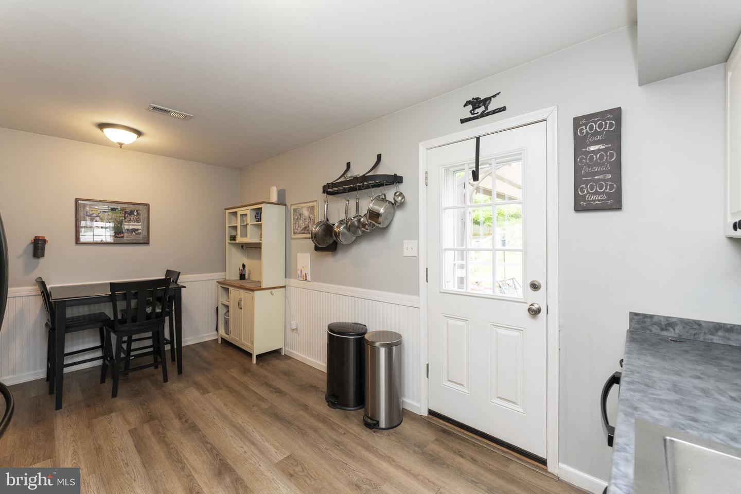 19 Lucky Property Photo 7