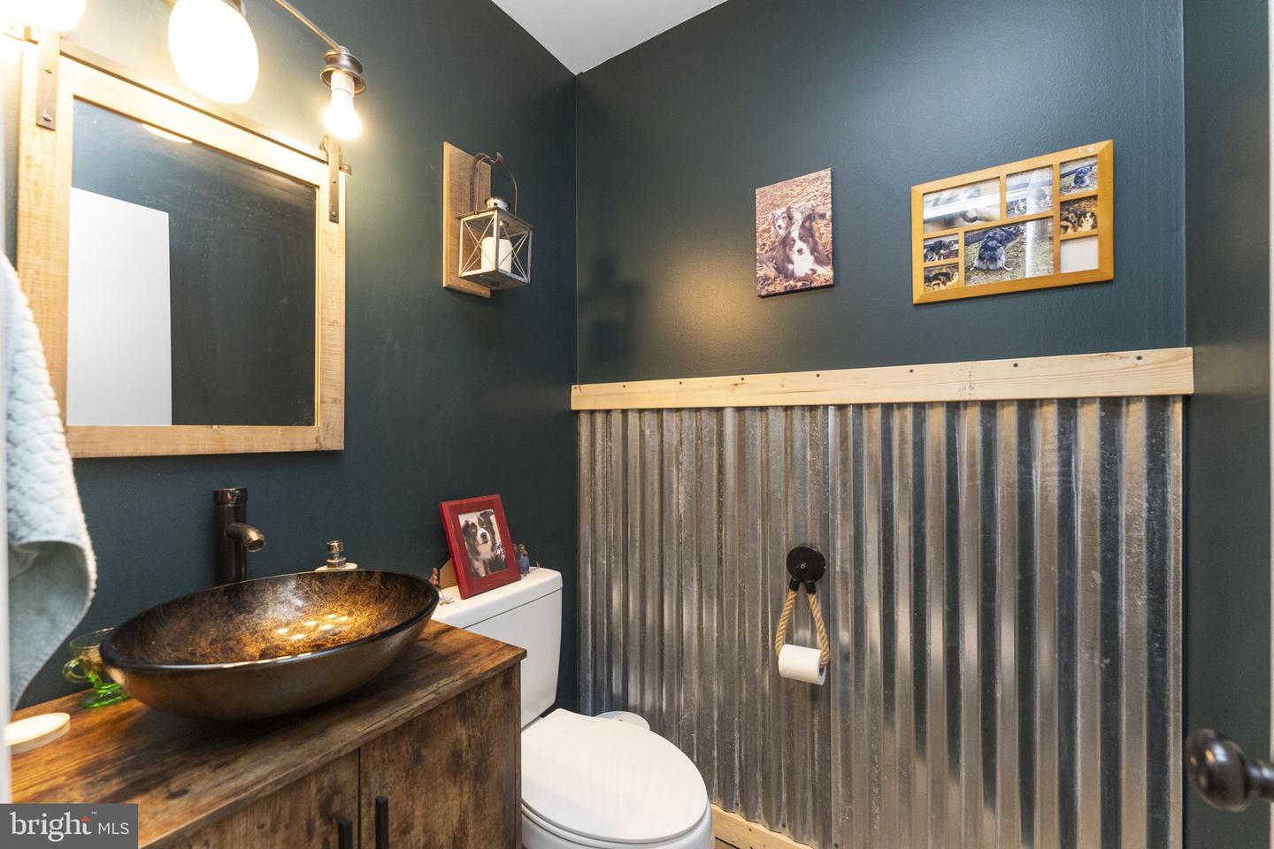 19 Lucky Property Photo 10