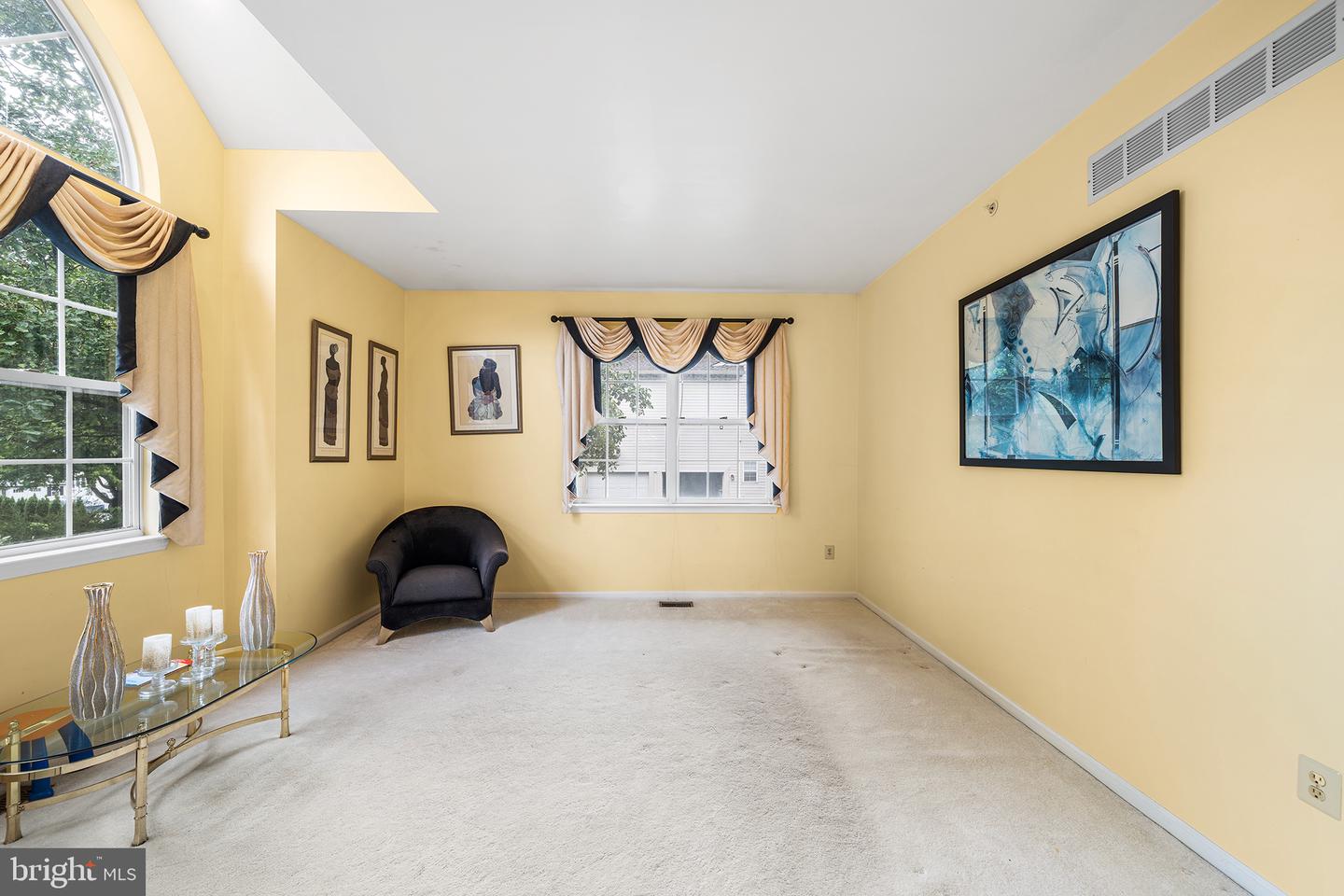 204 Somerset Cir Property Photo 7
