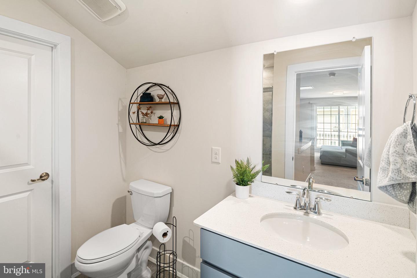 144 Gaslight Aly Property Photo 19