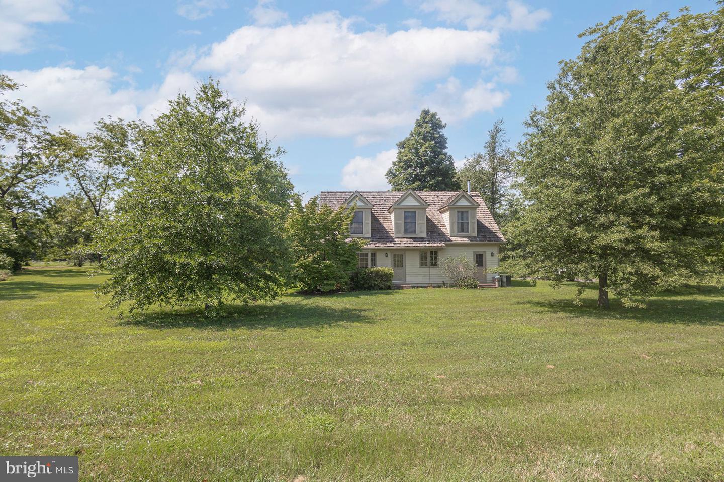 6064 Sawmill Rd Property Photo 26