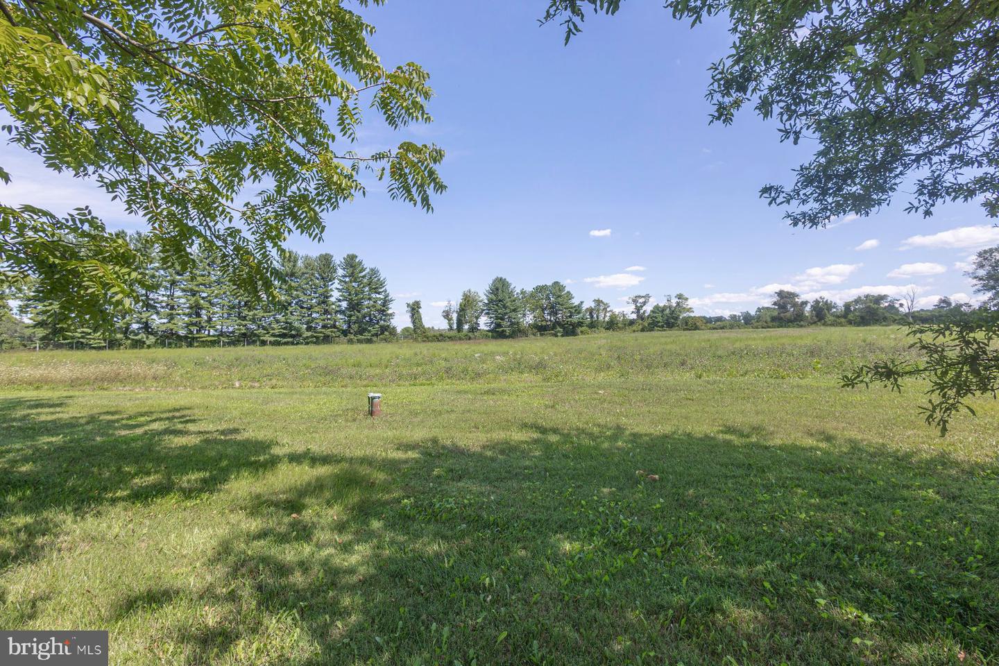 6064 Sawmill Rd Property Photo 28