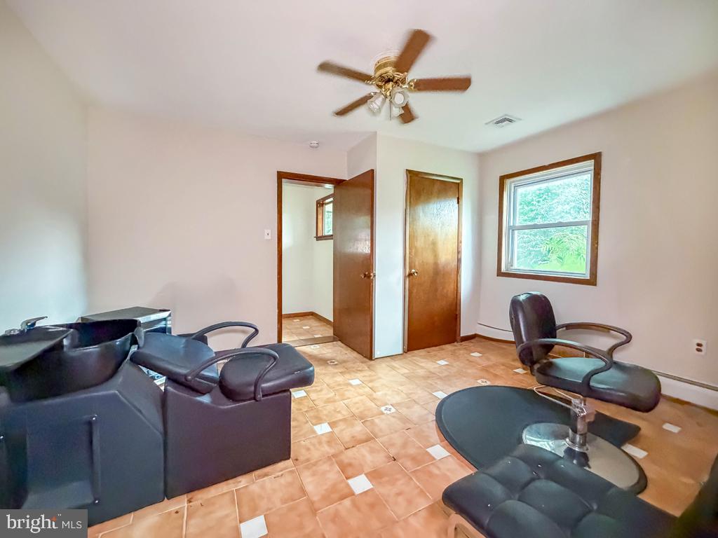73 Evergreen Property Photo 26