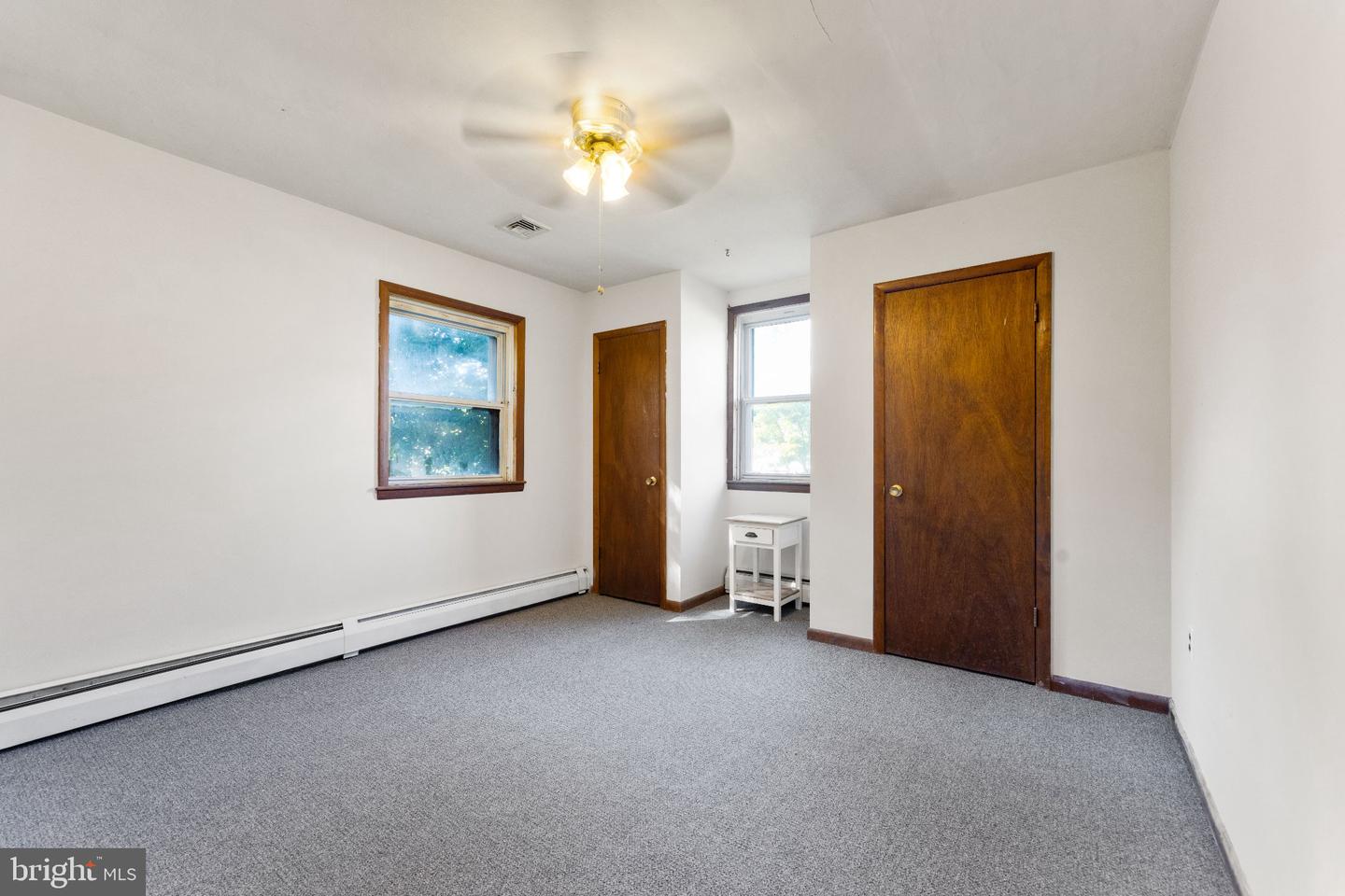 73 Evergreen Property Photo 28
