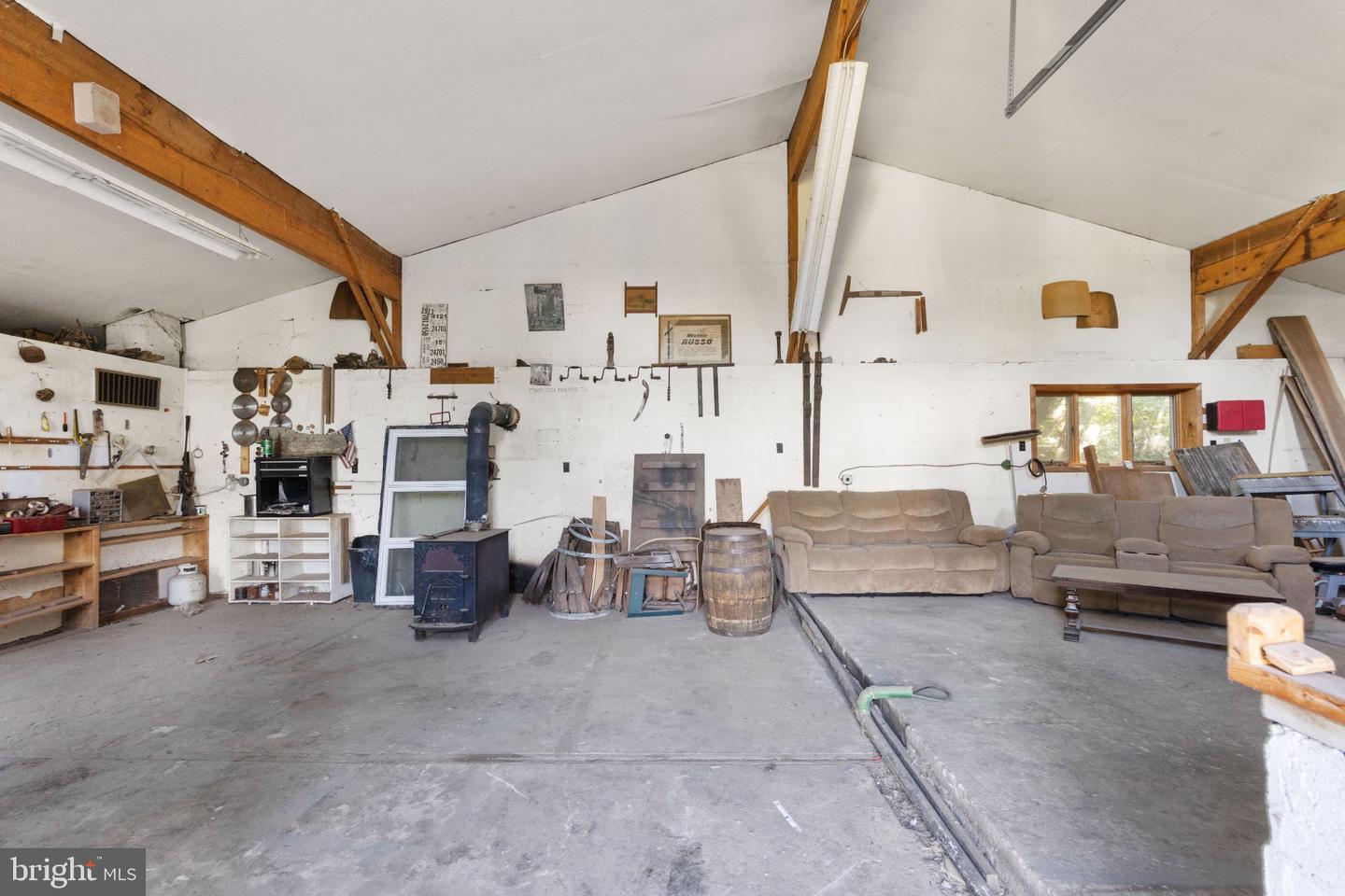73 Evergreen Property Photo 53