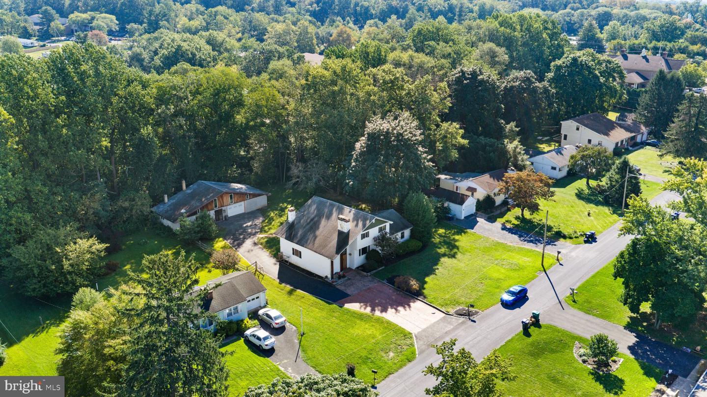 73 Evergreen Property Photo 55