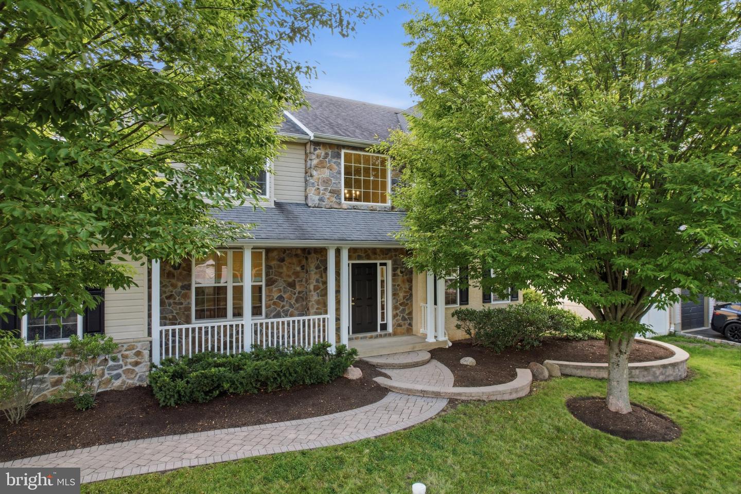 600 Detweiler Dr Property Photo 1