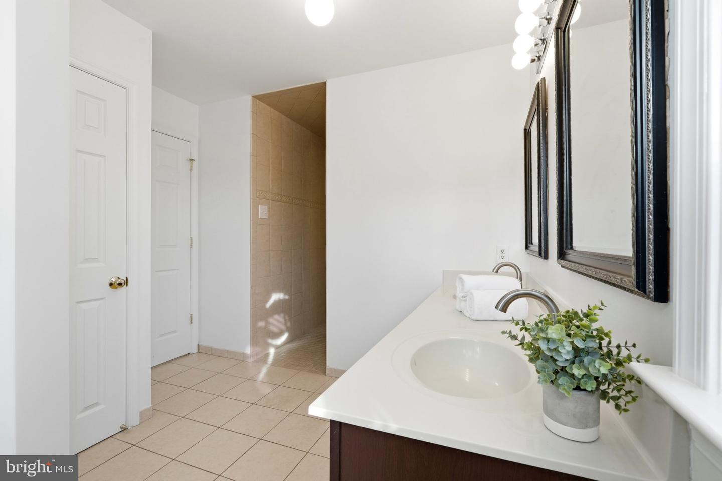 600 Detweiler Dr Property Photo 32