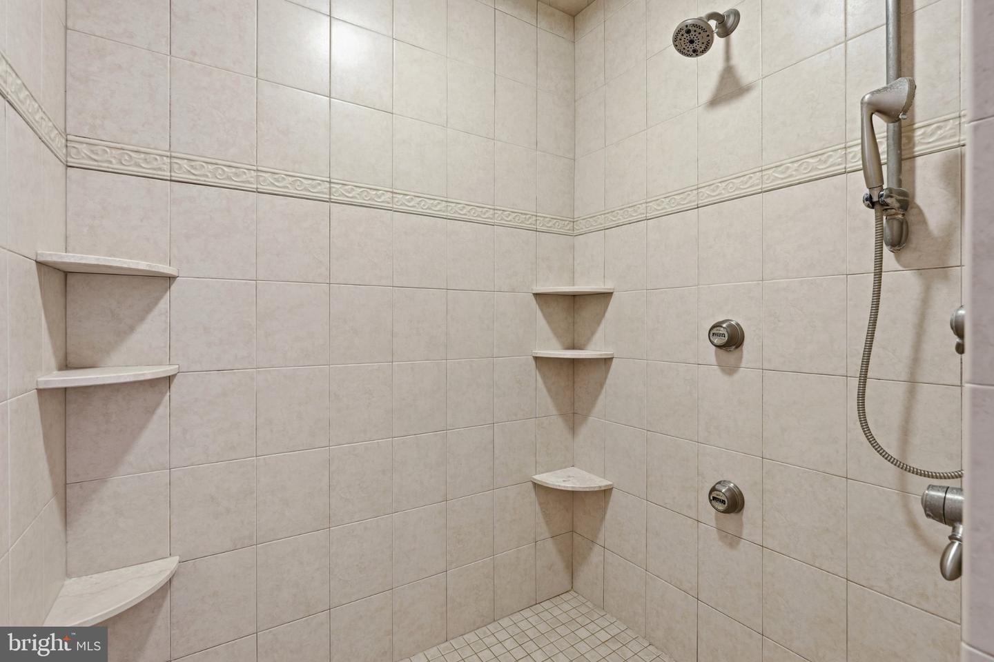 600 Detweiler Dr Property Photo 33