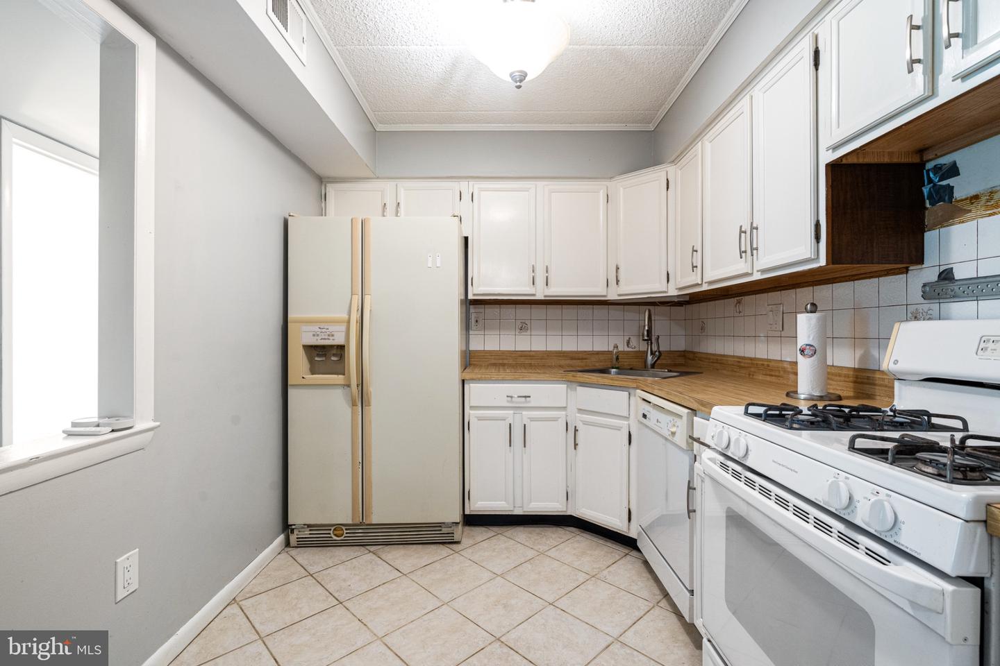 114 Leedom #114 Property Photo 3