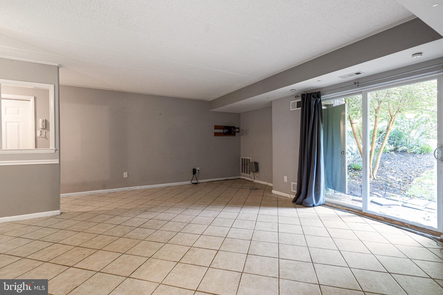 114 Leedom #114 Property Photo 7