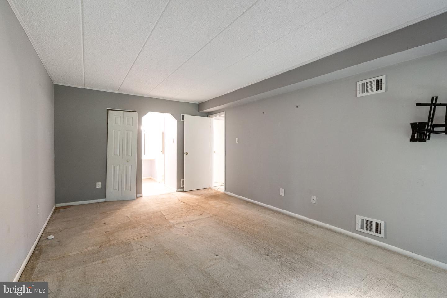 114 Leedom #114 Property Photo 19