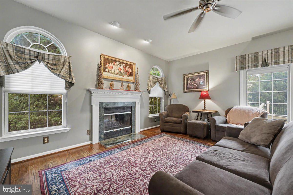 212 Somerset Cir Property Photo 16