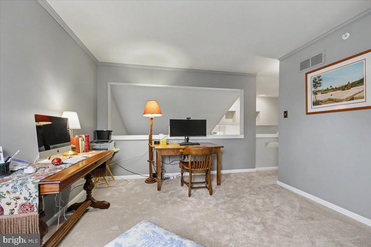 212 Somerset Cir Property Photo 27