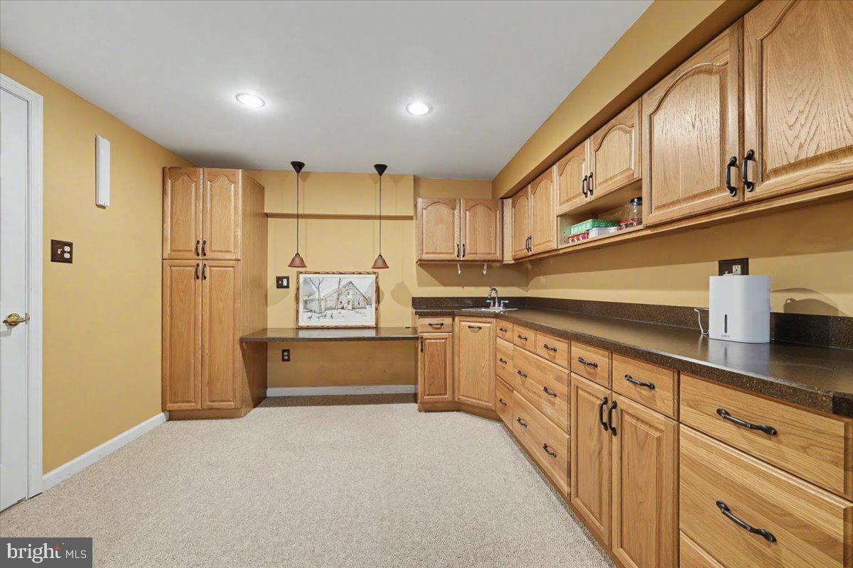 212 Somerset Cir Property Photo 31