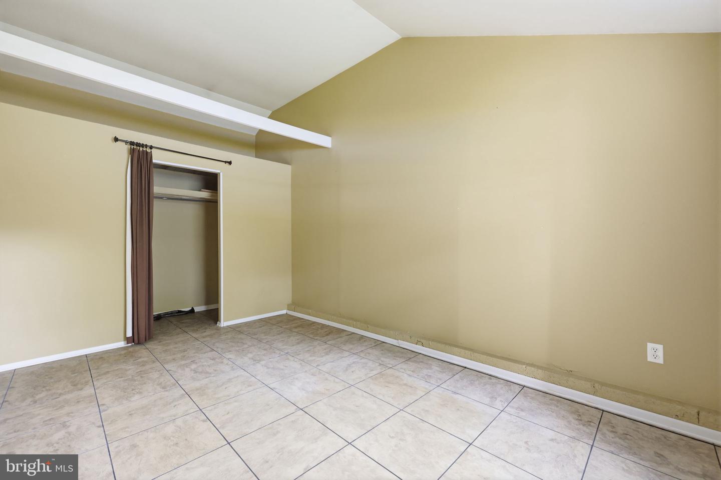 811 Arthur Ave Property Photo 22