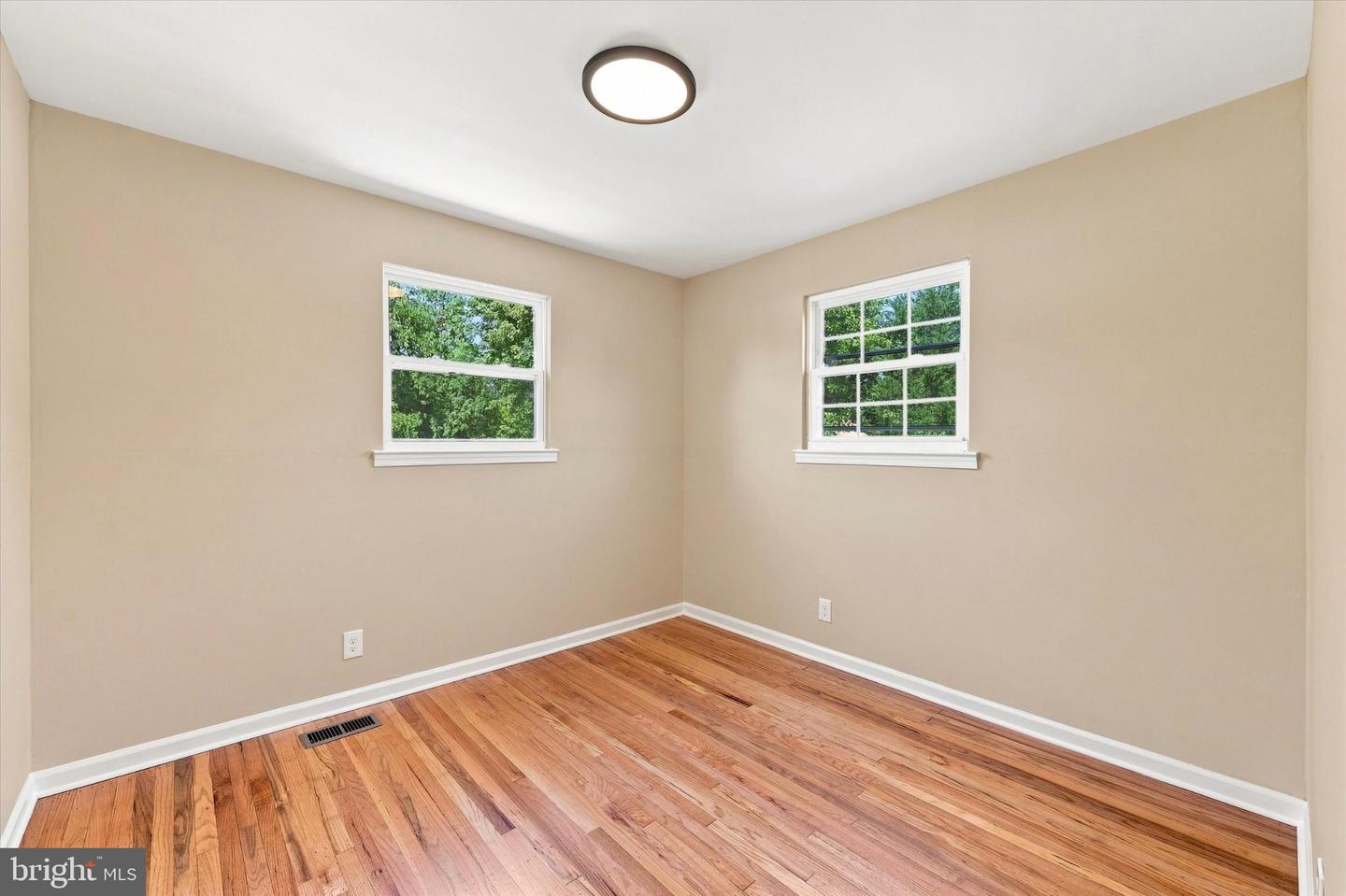 884 Stirrup Ln Property Photo 21