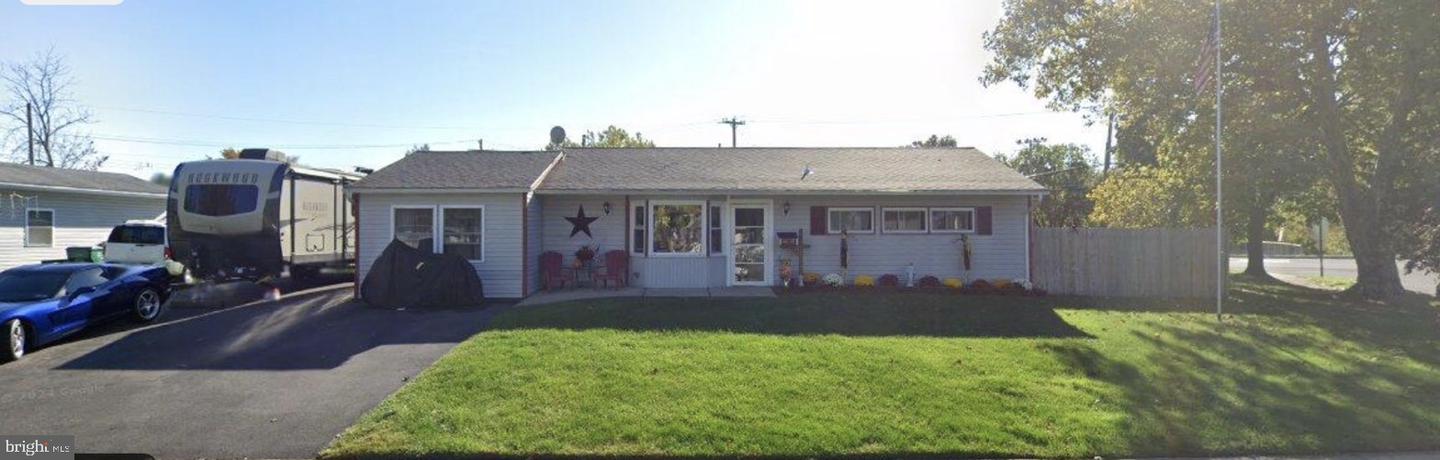 2 Idlewild Rd Property Photo 1