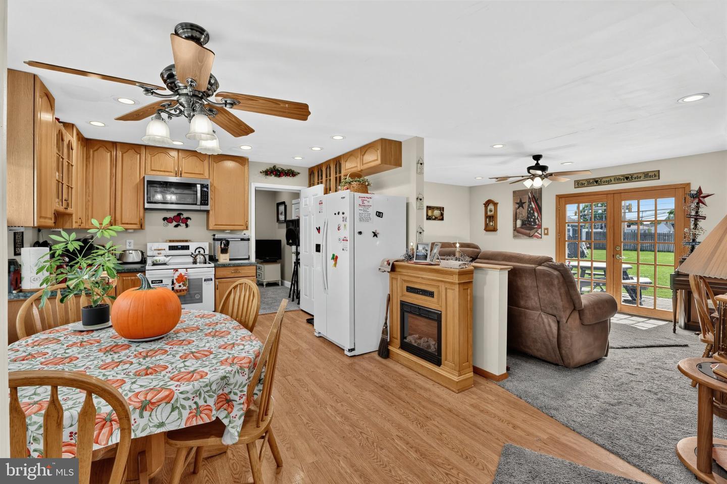 2 Idlewild Rd Property Photo 5