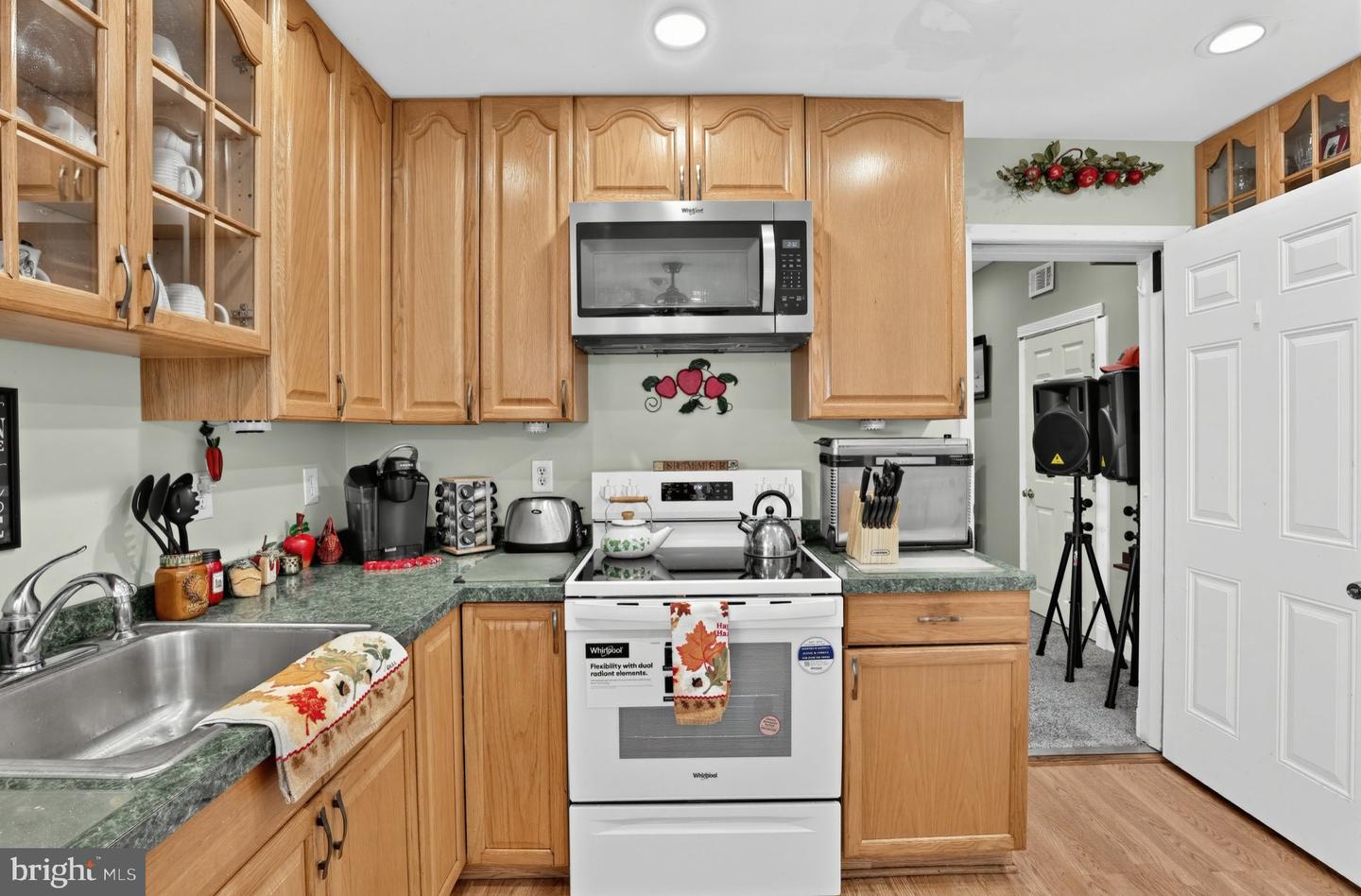 2 Idlewild Rd Property Photo 9