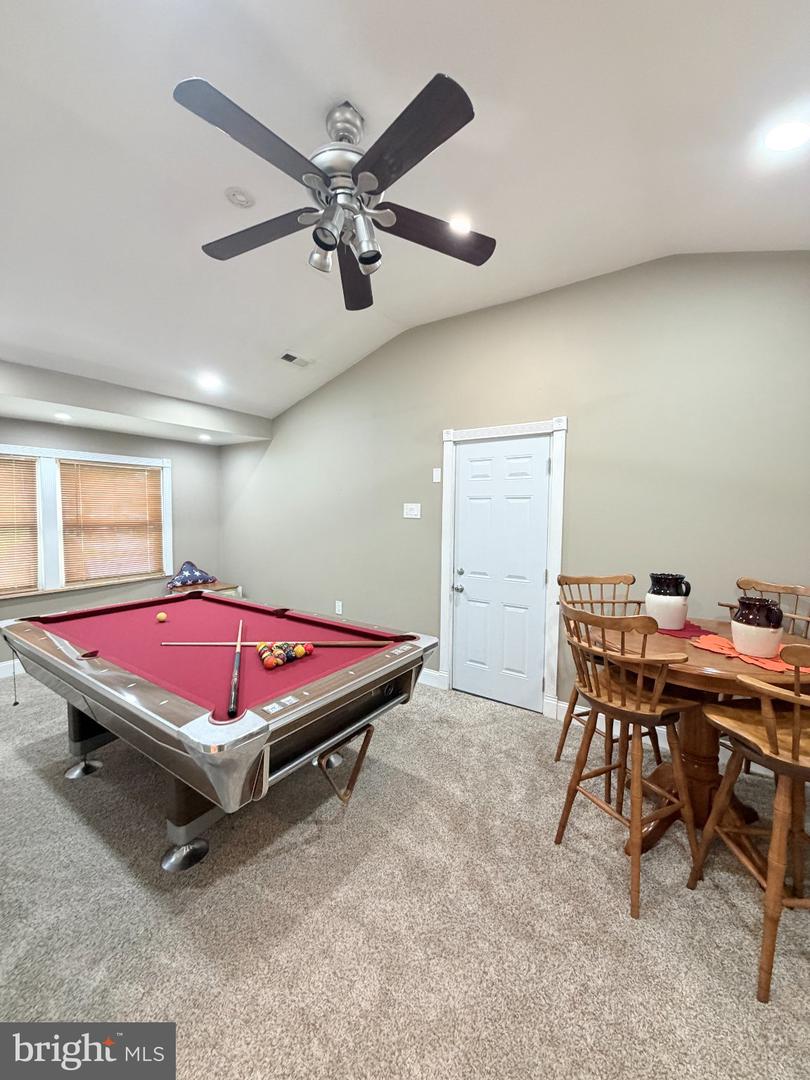 2 Idlewild Rd Property Photo 24