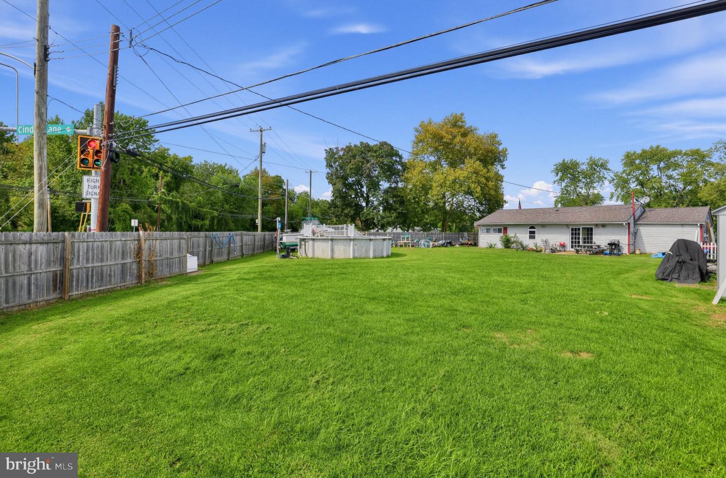 2 Idlewild Rd Property Photo 28