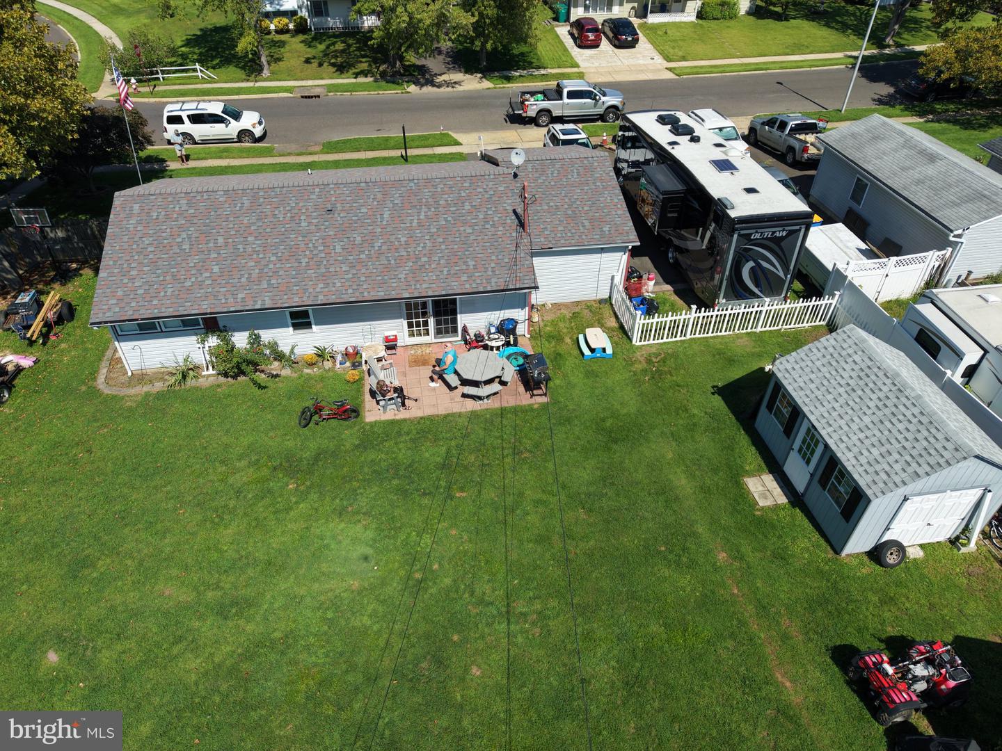 2 Idlewild Rd Property Photo 30