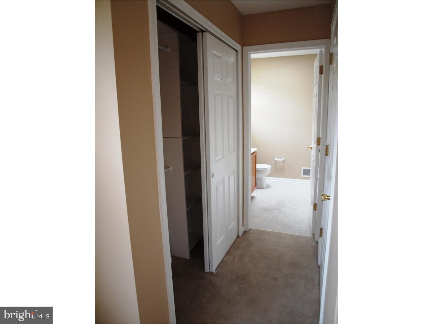 1024 Heather Ln Property Photo 9