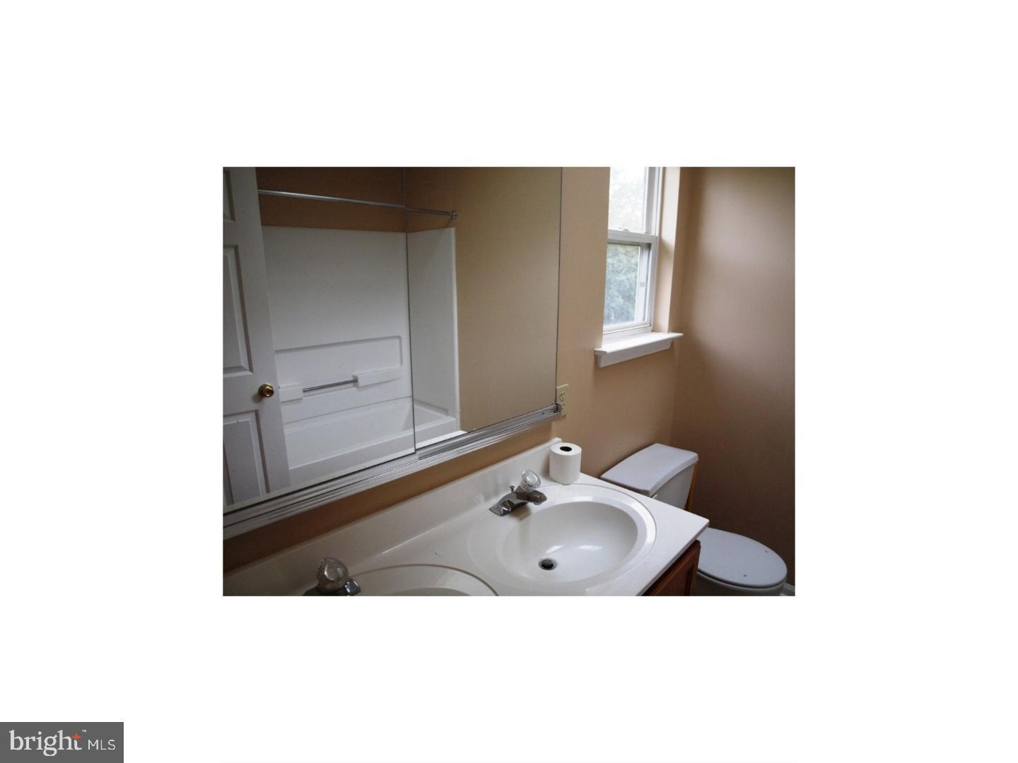 1024 Heather Ln Property Photo 10