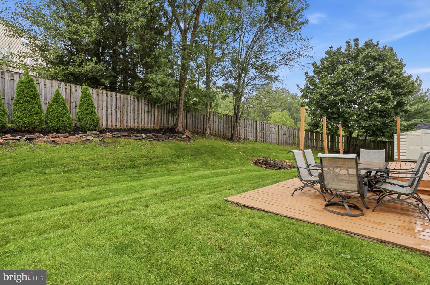 512 Amherst Cir Property Photo 46