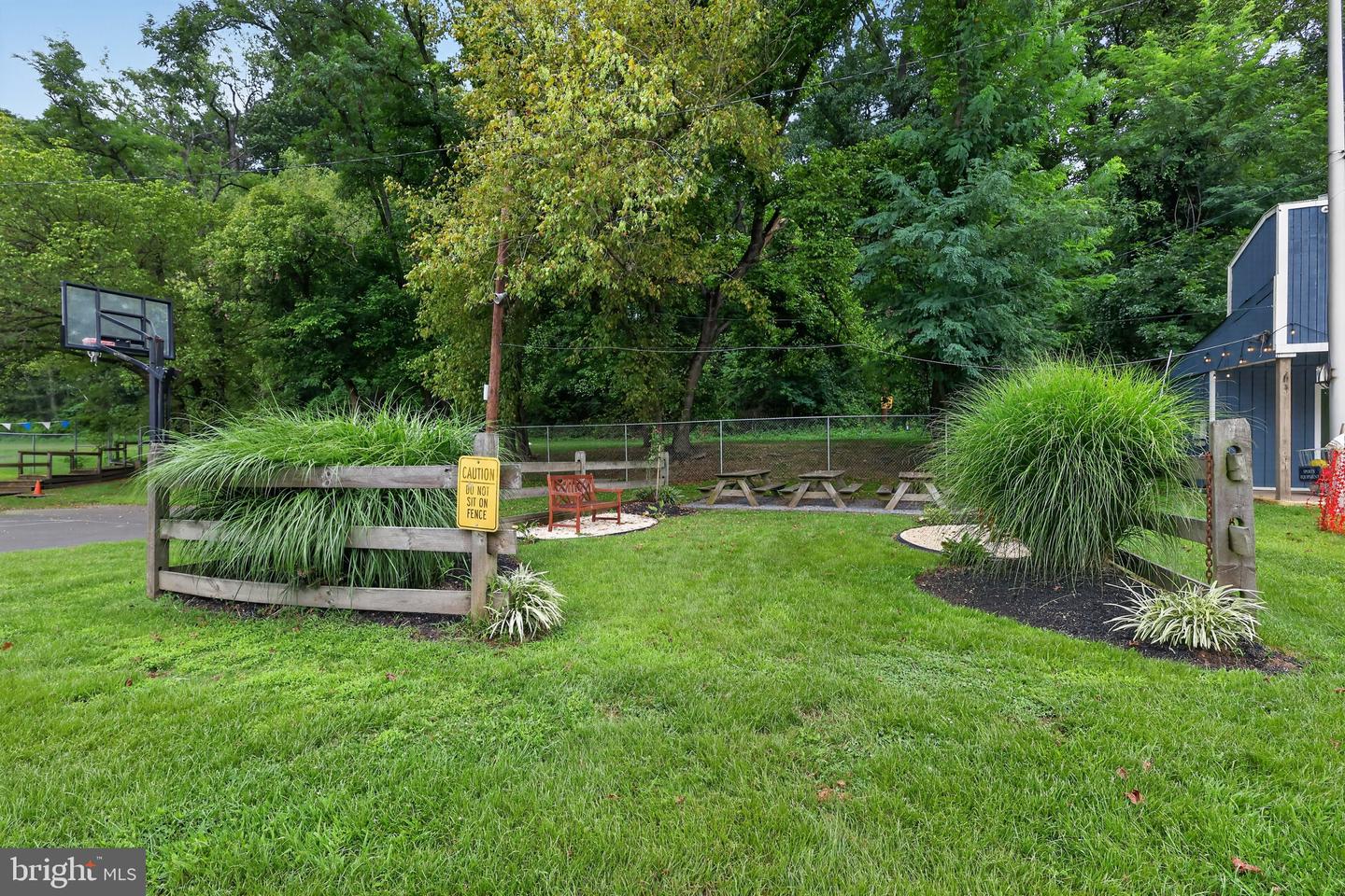 13 Beaver St Property Photo 29