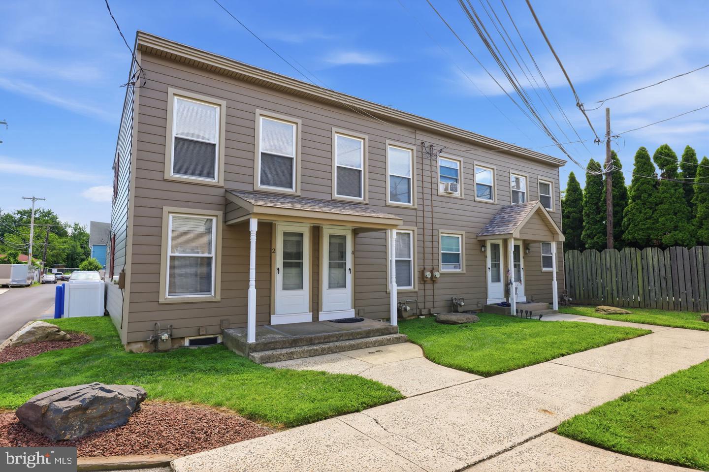 4 Corliss Ave Property Photo 1