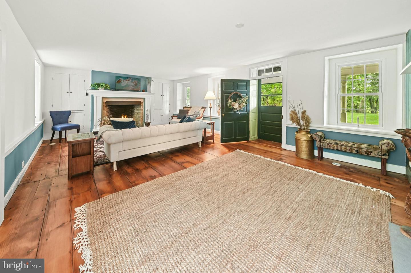 1442 River Rd Property Photo 4