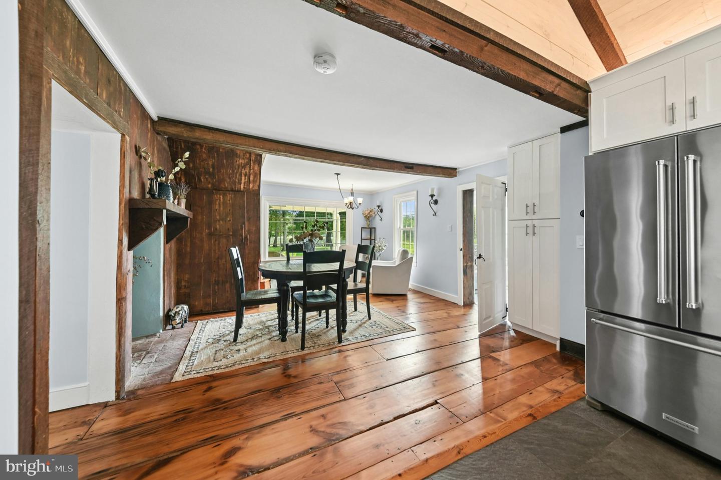 1442 River Rd Property Photo 13