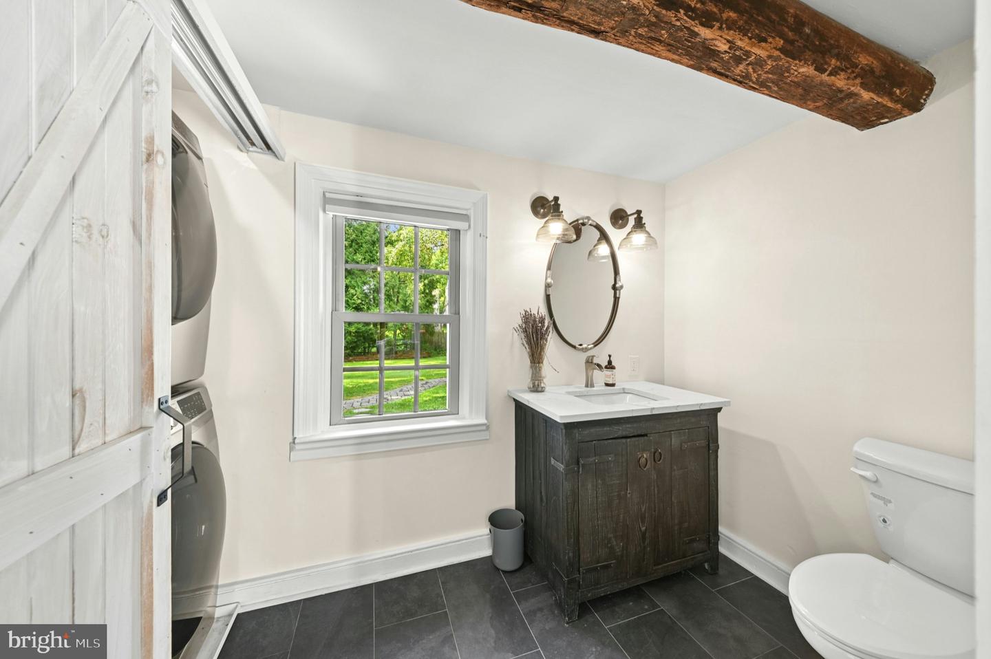 1442 River Rd Property Photo 16