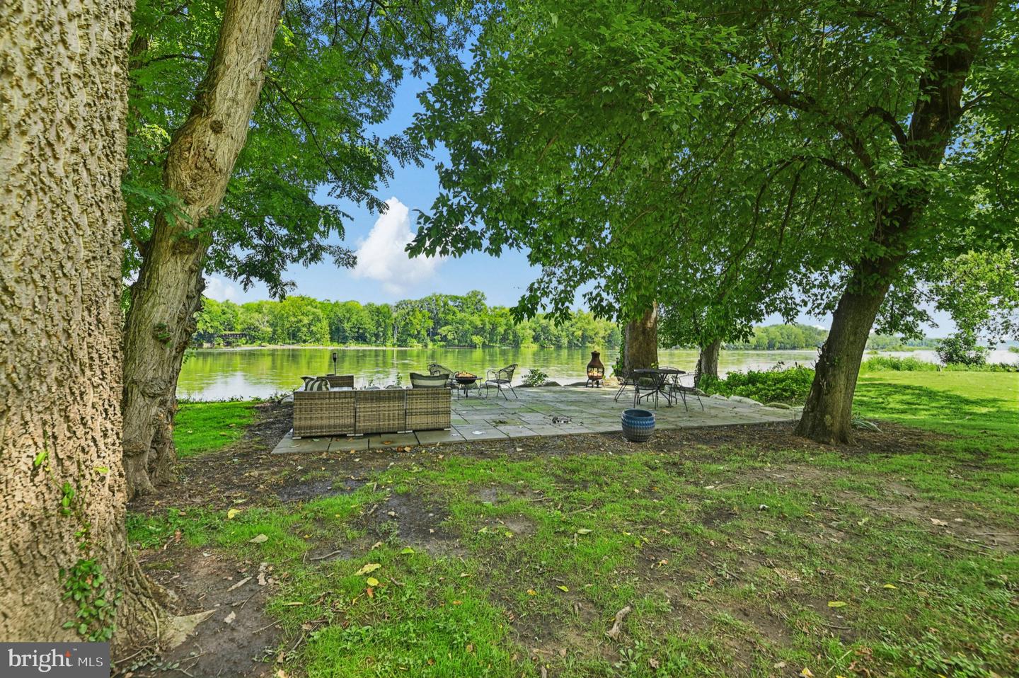 1442 River Rd Property Photo 28